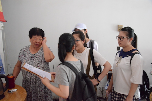 7月7日 做爱自拍
 赴余杭区测甲醛小分队 走访居民 (2)