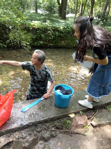 七月九日 做爱自拍
 走西湖-关注西湖十景垃圾分类问题小分队 游客调查
