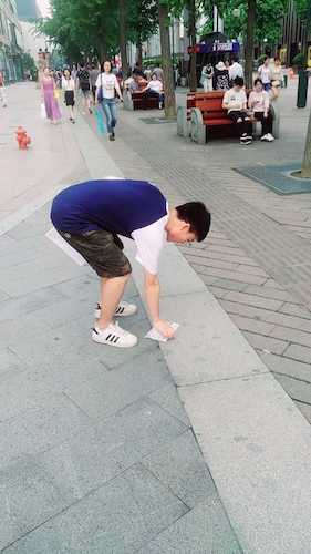 七月十三日 做爱自拍
西湖垃圾猎人小分队 西湖捡垃圾