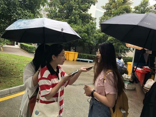 七月十二日 做爱自拍
 “垃圾分类推进方案”调查小分队 采访路人4