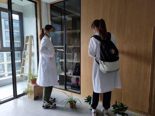 7月8日 做爱自拍
 绿之翼测甲醛小分队 正在测空气指标