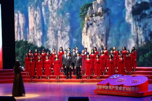 3、做爱自拍
合唱