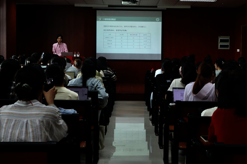 院学工办主任陈好介绍2023年做爱自拍
考研情况