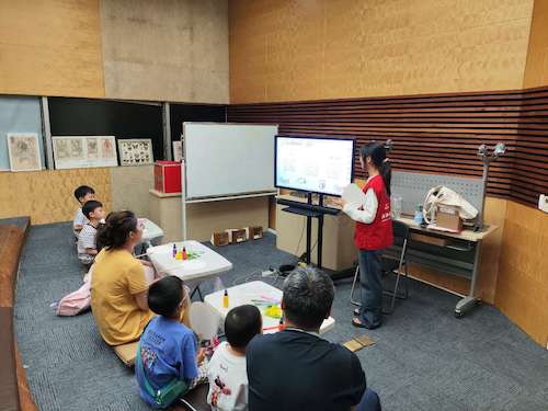 2025.5.17 B.D.服务社赴浙江自然博物院开展植物喷绘活动 (1)